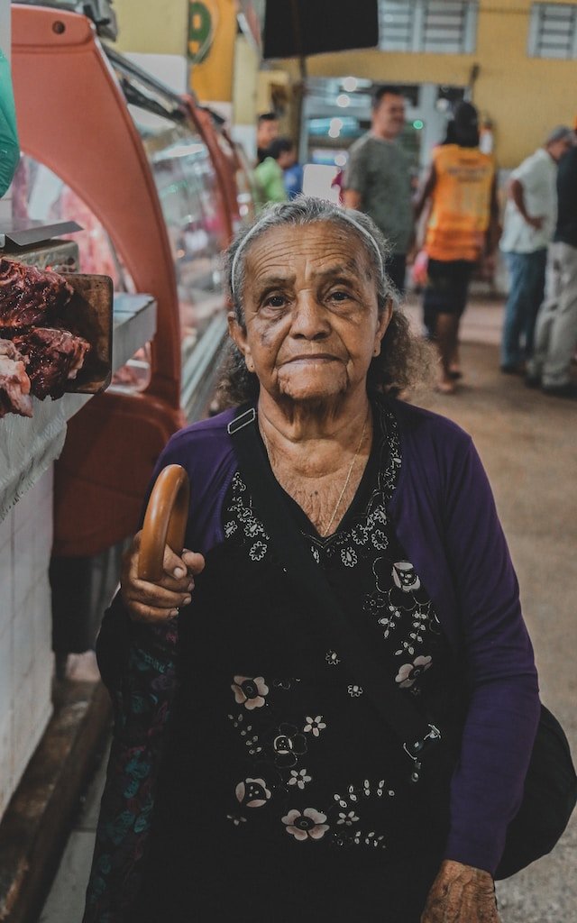 The use of drama to explore the experience of the elderly population in Hong Kong